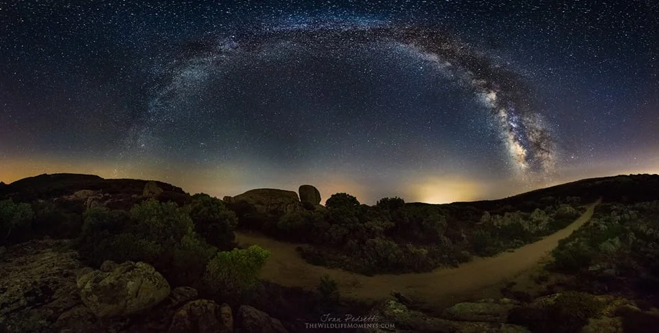 La sfinge di Montarbu perda de sa mitra castiadas - La maestosità della via lattea sarda negli scatti di Ivan Pedretti