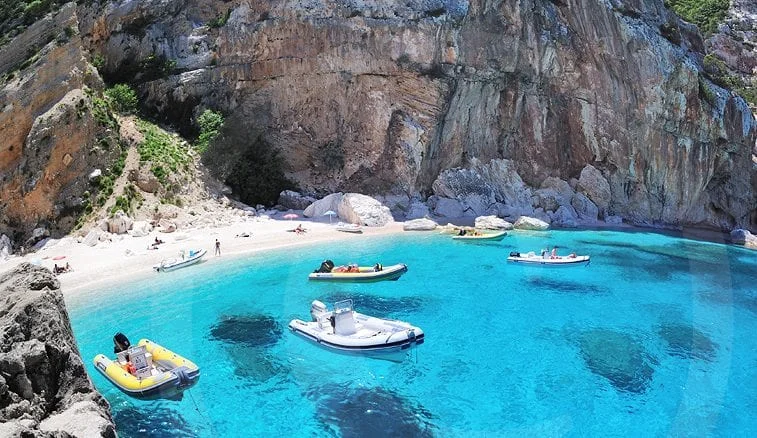 Screen Shot 2014 06 05 at 2.00.02 PM - Guida blu Touring Club e Legambiente premiano le spiagge più belle: Sardegna al top!