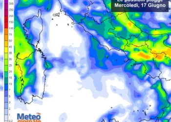 piogge14 350x250 - Notte di tempesta: scirocco a 85 km/h e tanti fulmini! VIDEO