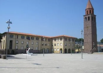 Piazza Roma Carbonia 350x250 - Siamo già vicini a 30°C, soprattutto a est