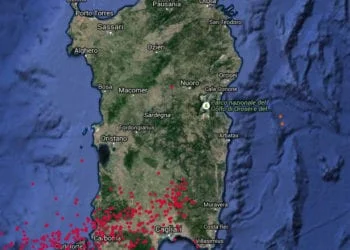 16 09 2015 08 46 35 350x250 - Nel bel mezzo del tornado! E' accaduto a una coppia francese