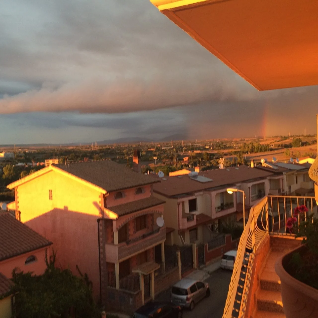 Sestu3 - Nubi mozzafiato e arcobaleno: in diretta da Sinnai e Sestu