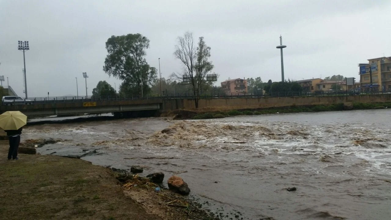 Via Roma - Olbia, tracima anche il Rio San Nicola