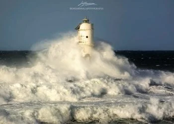 12246617 1661785717422125 2748466980715198031 n 350x250 - Mareggiata a Calasetta, onde fino a 5 metri - SPETTACOLARI FOTO