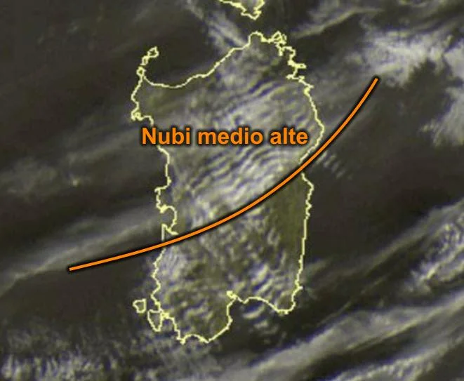 Meteosat13 - Prime raffiche di vento portano nubi medio alte