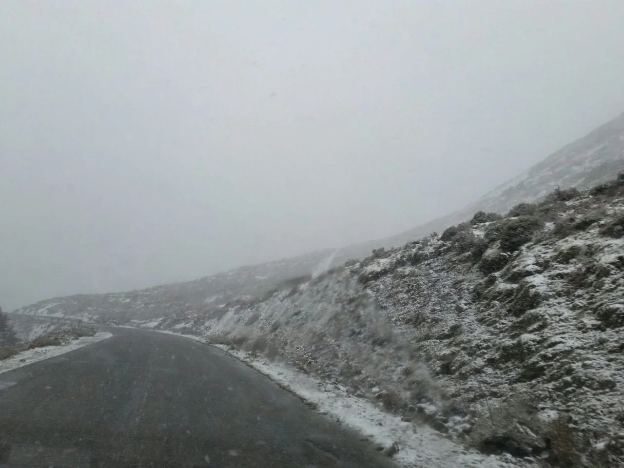 20160106111831 - Prima neve del 2016 a S'Arena, Desulo: foto e video