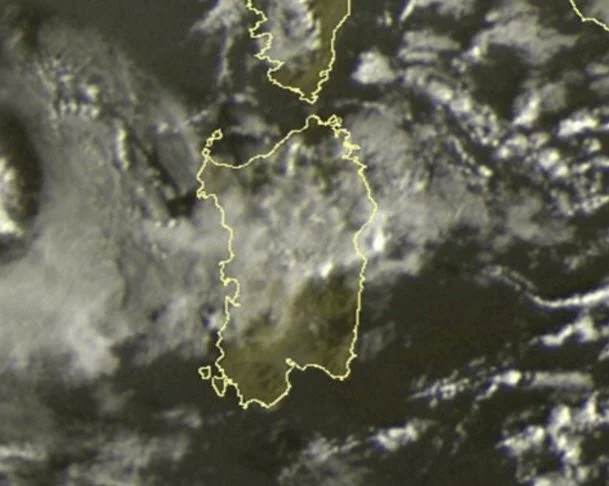 21 01 2016 08 55 46 - Risveglio tra nubi, sole e molto freddo