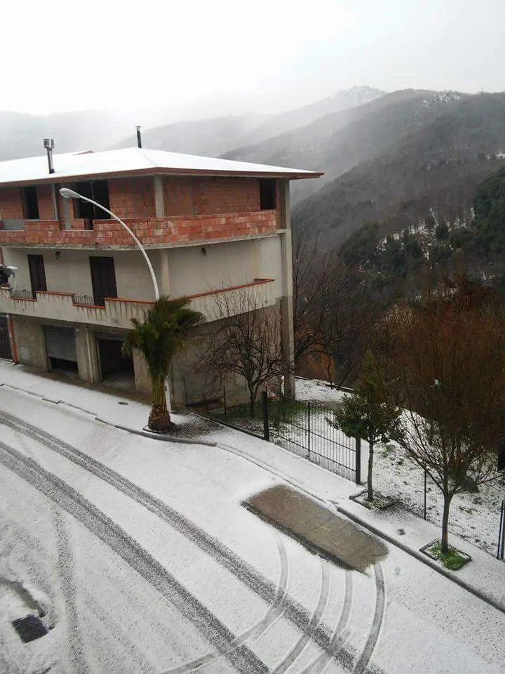 Desulo grandine 3 - Violente grandinate in molte zone della Sardegna