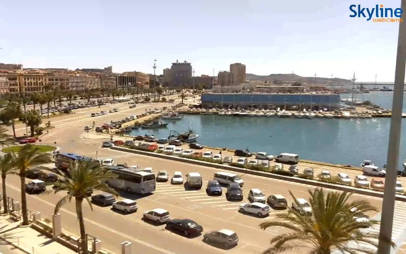 cagliari - Sardegna, terra di condizioni meteo ideali. Oggi gran sole e cielo limpido, ma domani vento africano