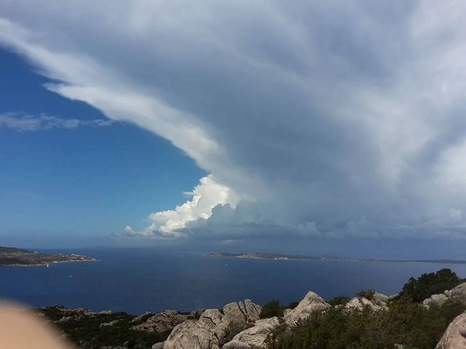 La Maddalena verso Corsica - I temporali di ieri nelle vostre foto