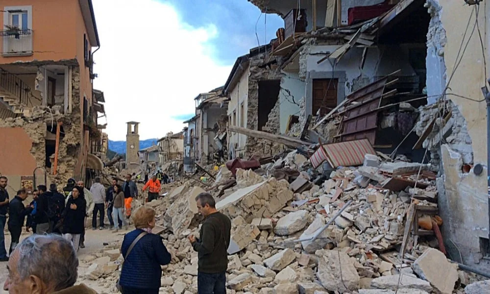 terremoto centro italia - Centro Italia in ginocchio: devastante terremoto tra Lazio e Marche