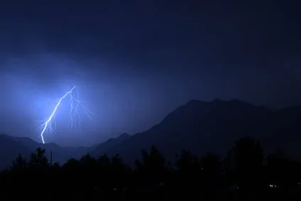 Fotolia 87178713 XS - Meteo da tarda estate, ma nel weekend possibile maltempo