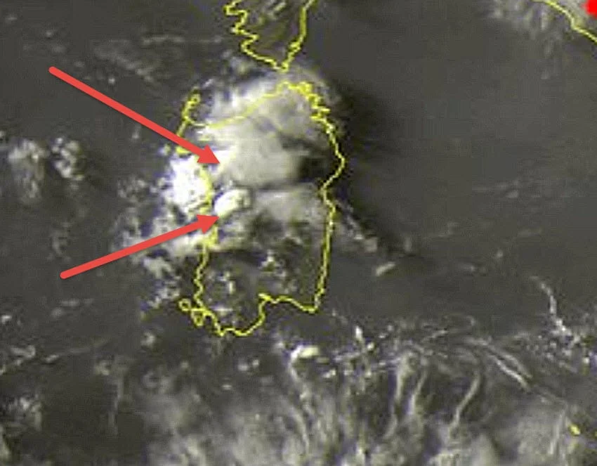 meteosat sera - Famiglia di grossi temporali nel Centro Sardegna, nubifragi