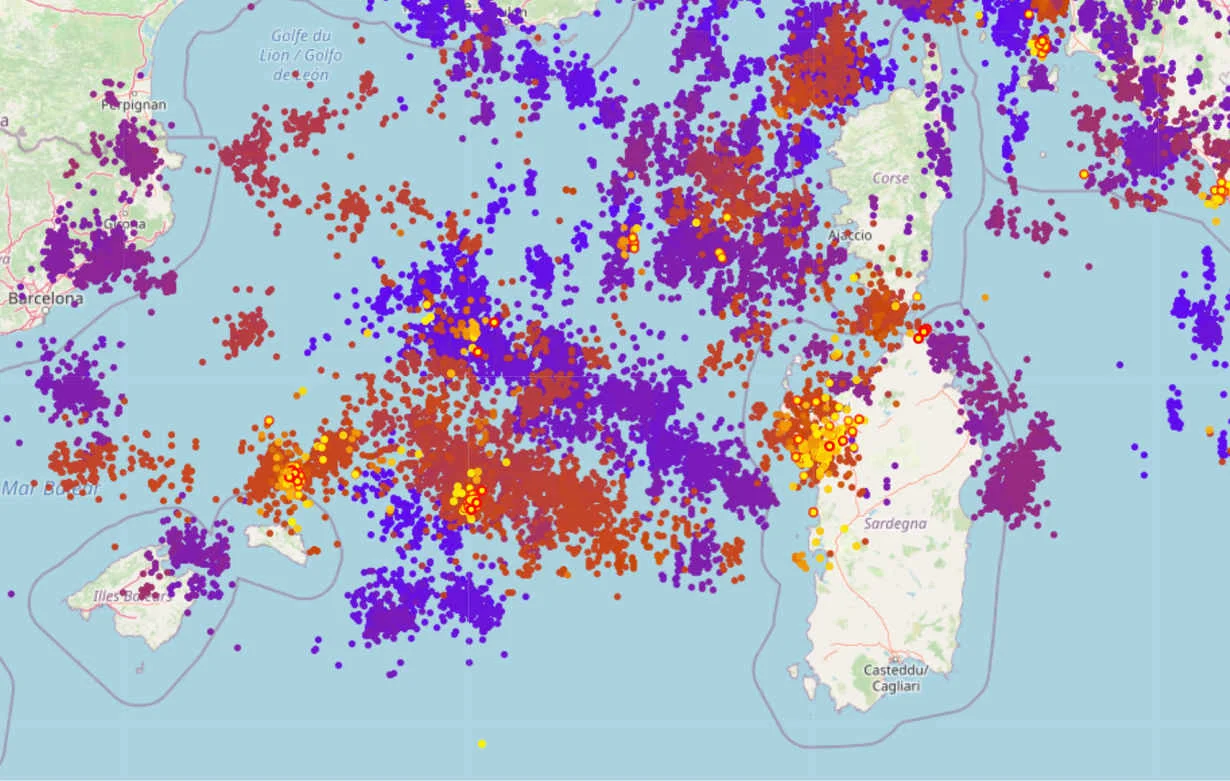 temporali in sardegna - Sardegna, buongiorno con tuoni, lampi e fulmini. Ma che succede?