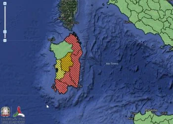 Allerta meteo rossa da protezione civile nazionale.